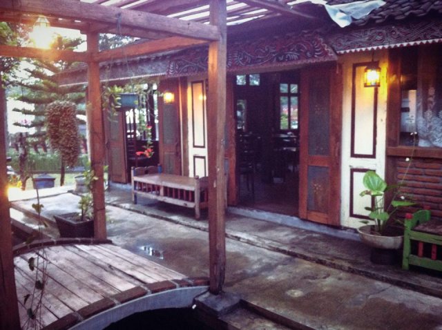 Jhabu Resto